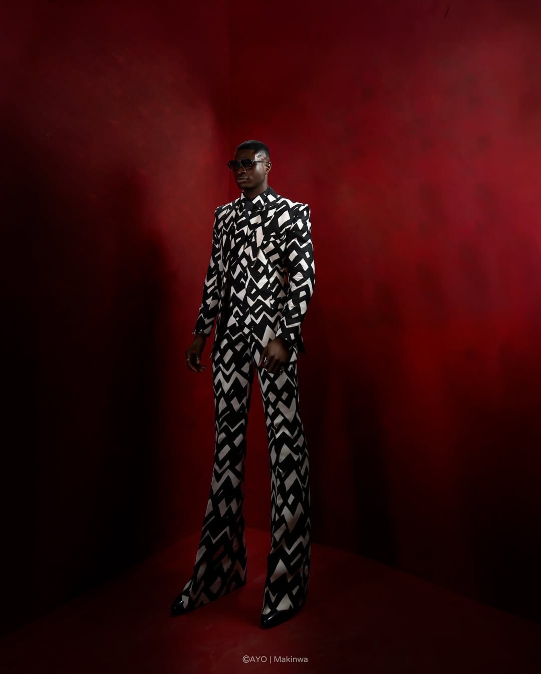 Geometric Suit